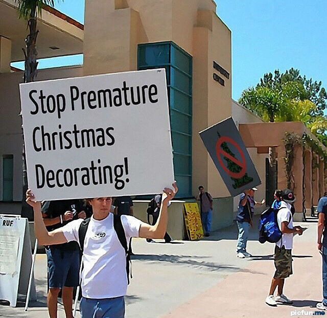 stop-premature-christmas-decorating.jpg